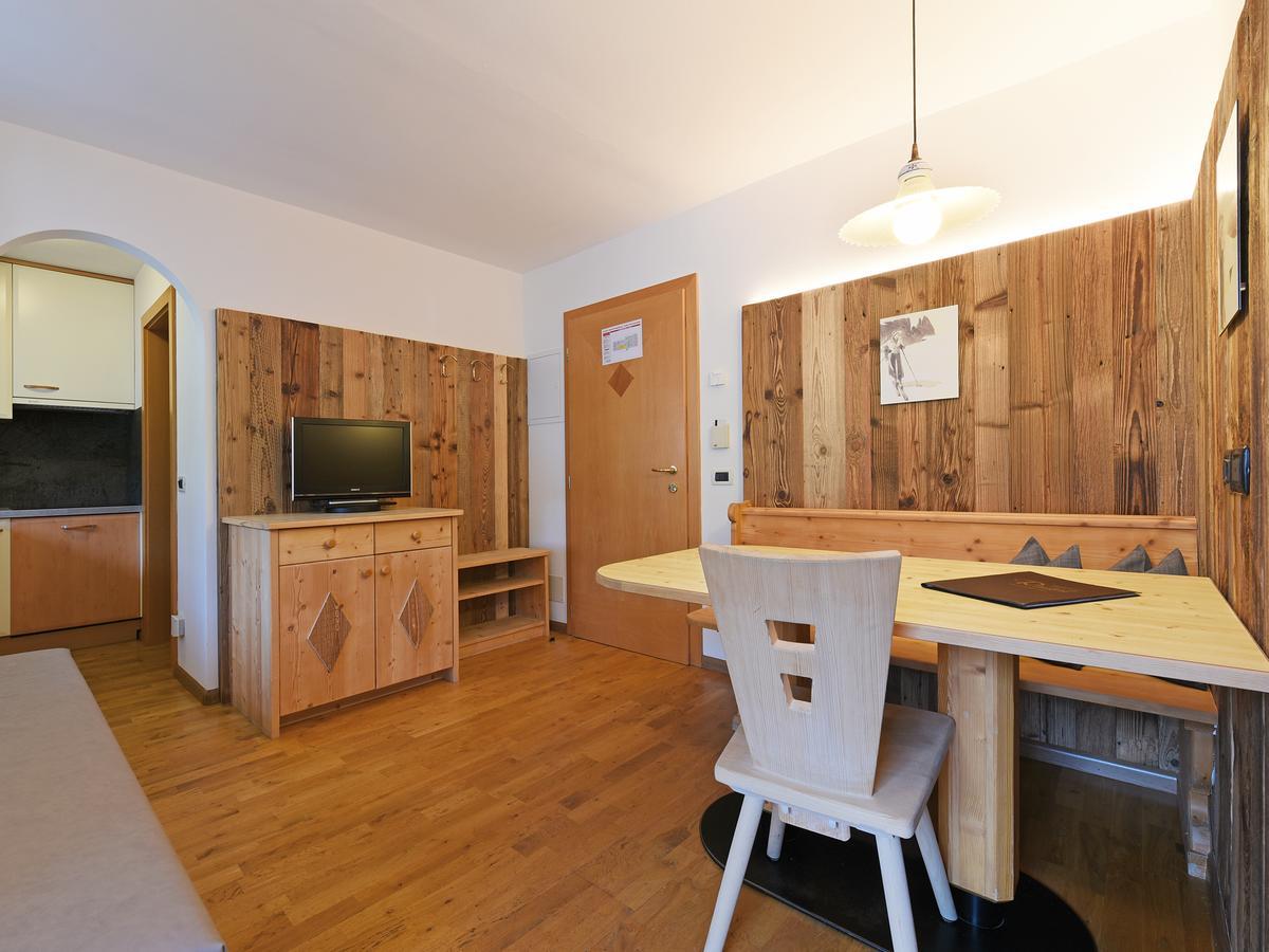 Apart Residence Rautal ***S San Vigilio Di Marebbe Exterior photo